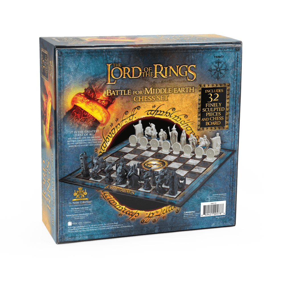 The Lord of the Rings - Battle For Middle Earth Chess Set with 32 pieces and board, perfect for fans and collectors.