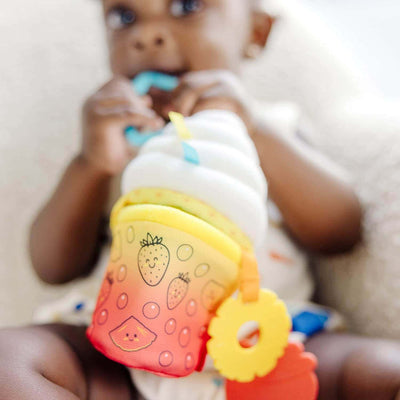 Melissa & Doug Take-Along Clip-On Infant Toy Style: Bubble Tea Take Along Baby Toy Earthlets